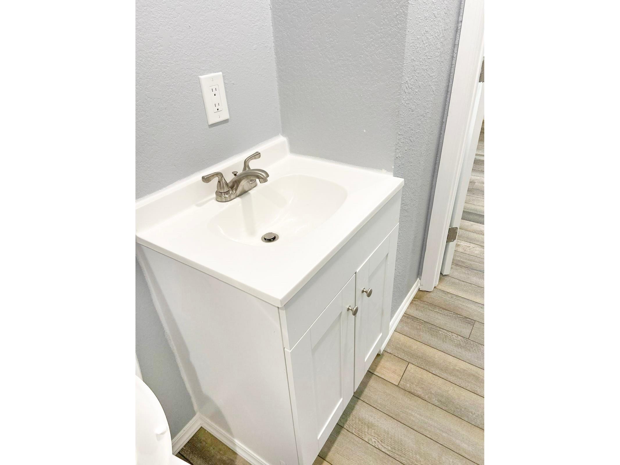 141 S Hiawassee Road Orlando FL 32835 O6389478 image15
