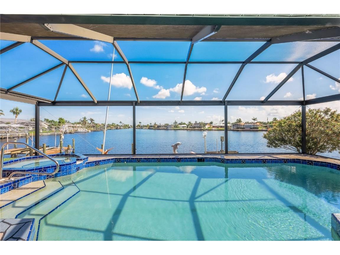 141 SE 40th Street Cape Coral FL 33904 A4577294 image1