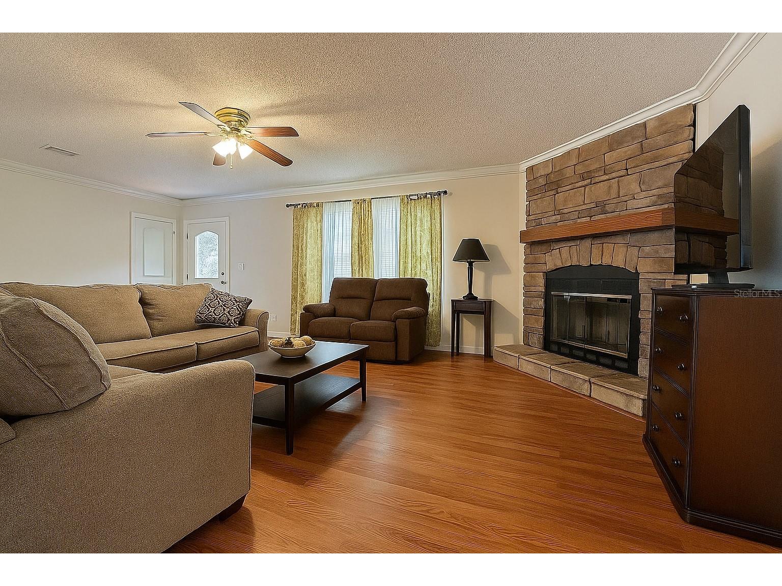 141 SE Maid Marion Lane High Springs FL 32643 OM713331 image3