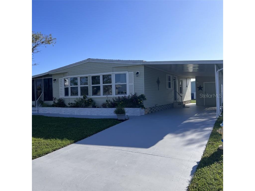 141 Seaward Way North Port FL 34287 D6132650 image1