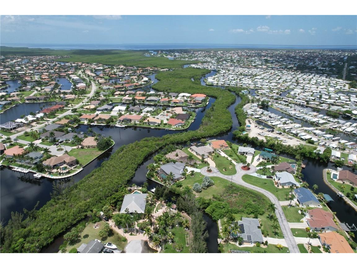 141 Singapore Road Punta Gorda FL 33950 C7495341 image1