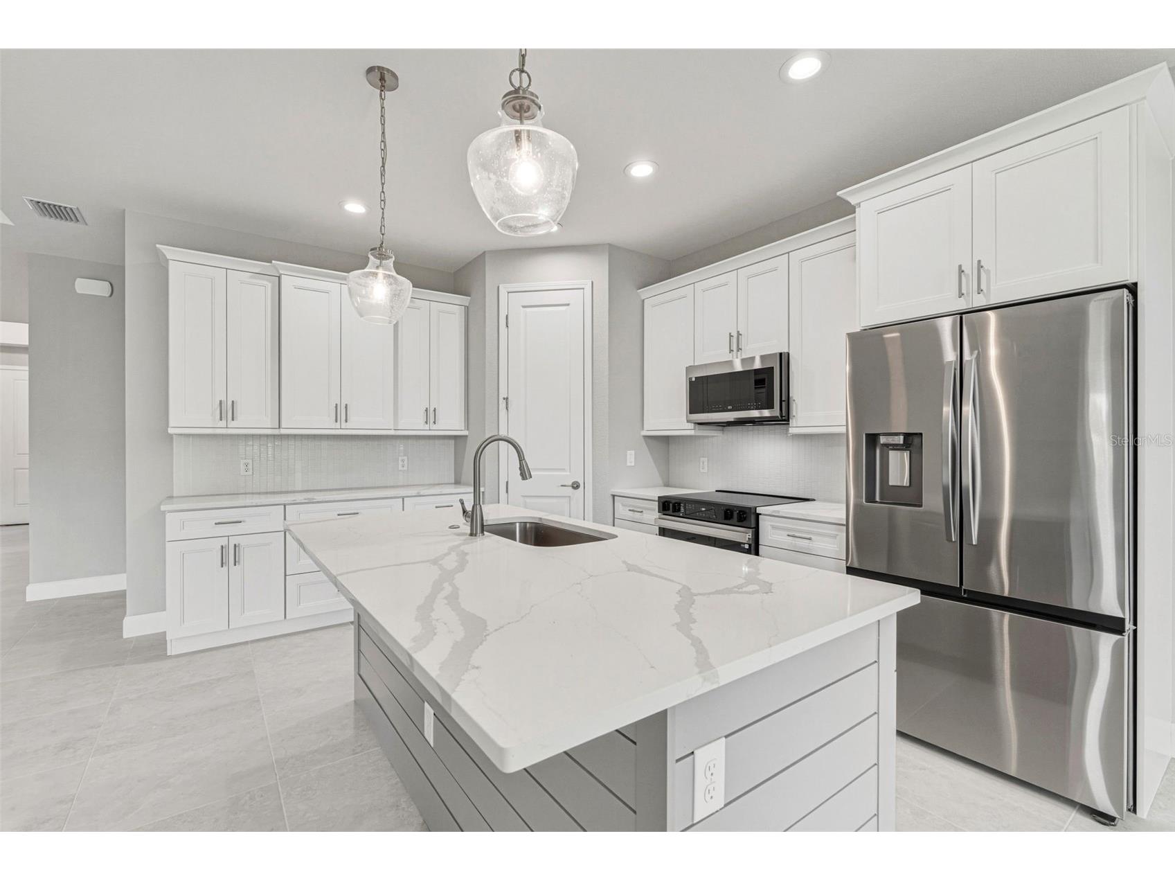 141 Swan Drive Rotonda West FL 33947 TB8498786 image13