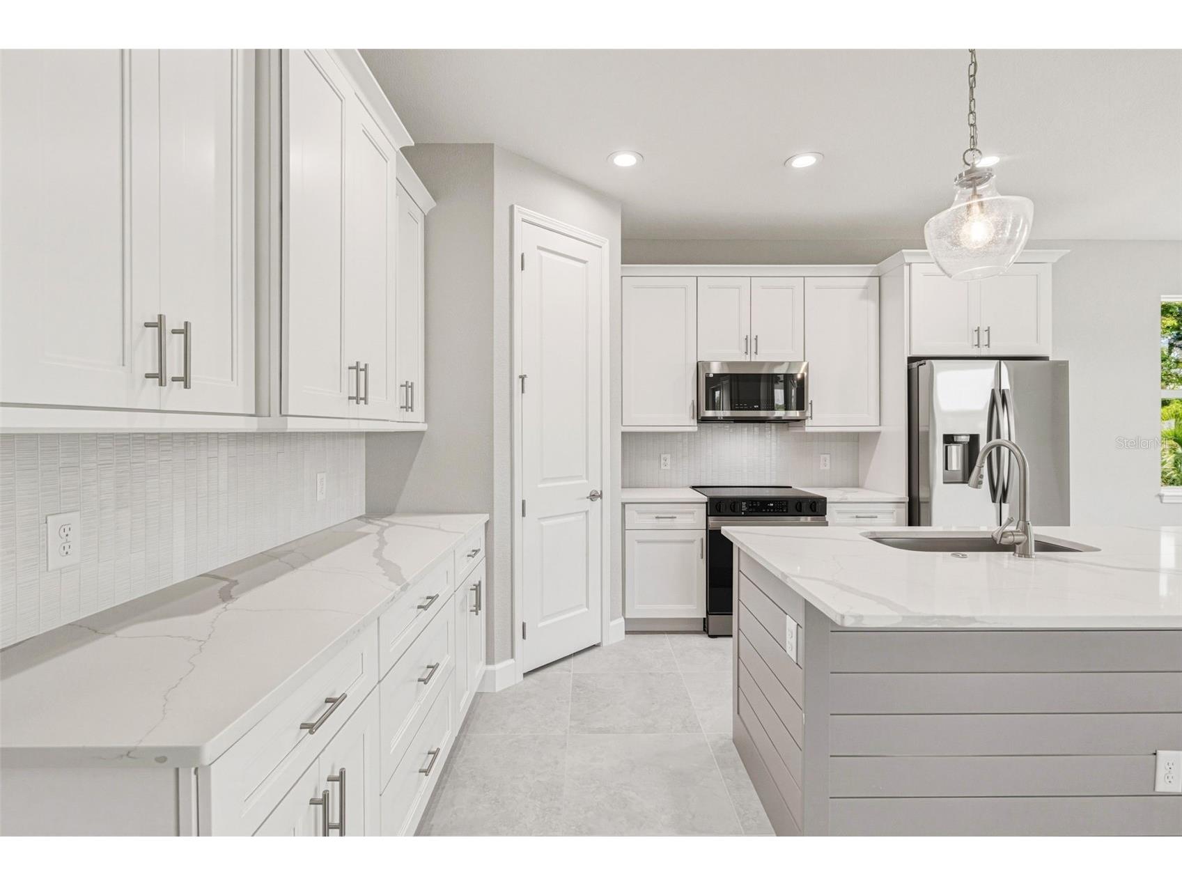 141 Swan Drive Rotonda West FL 33947 TB8498786 image9