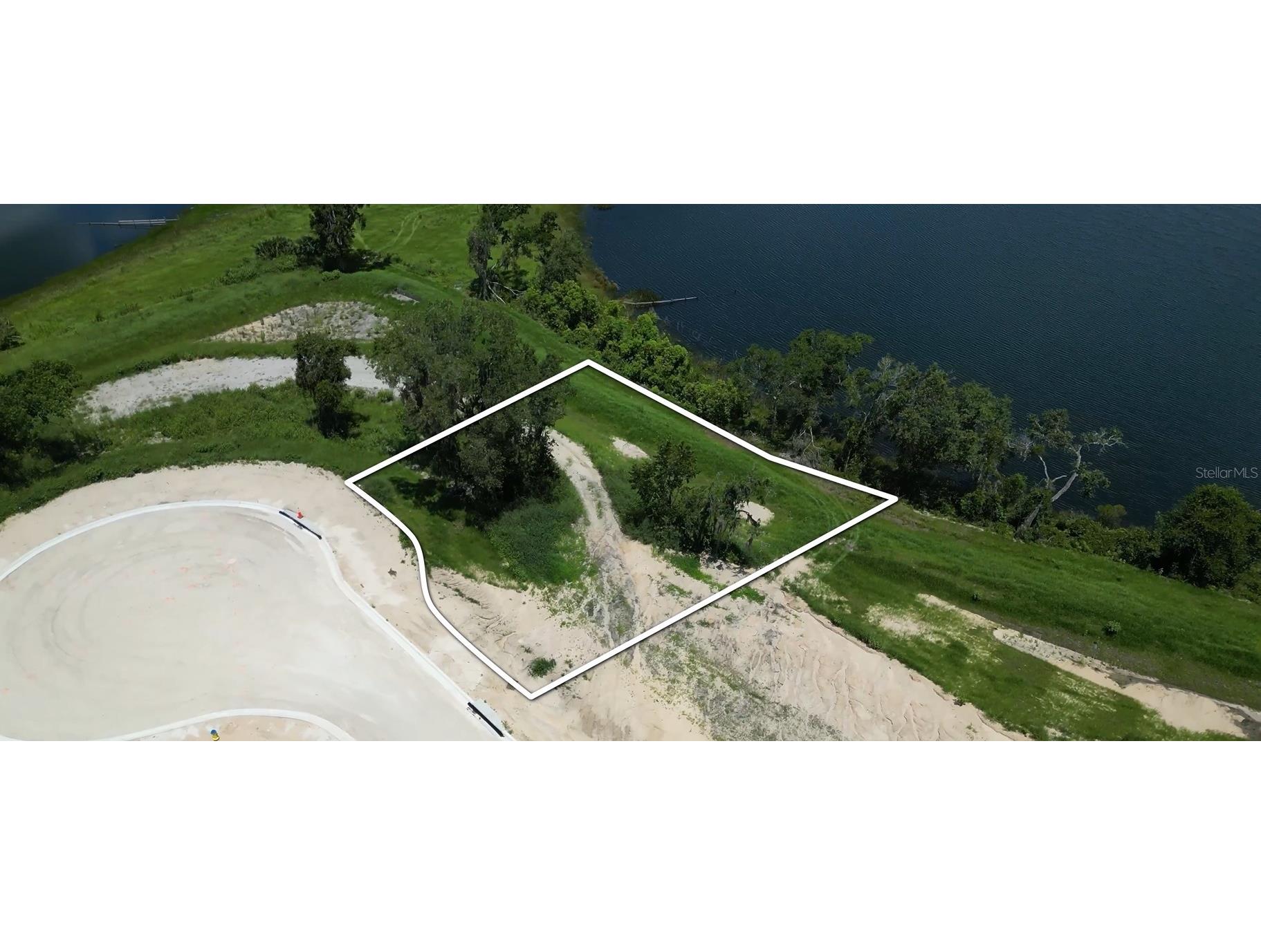 141 Tranquil Mirror Lake Court #LOT 14 Clermont FL 34711 - Mirror Lake O6418980 image5