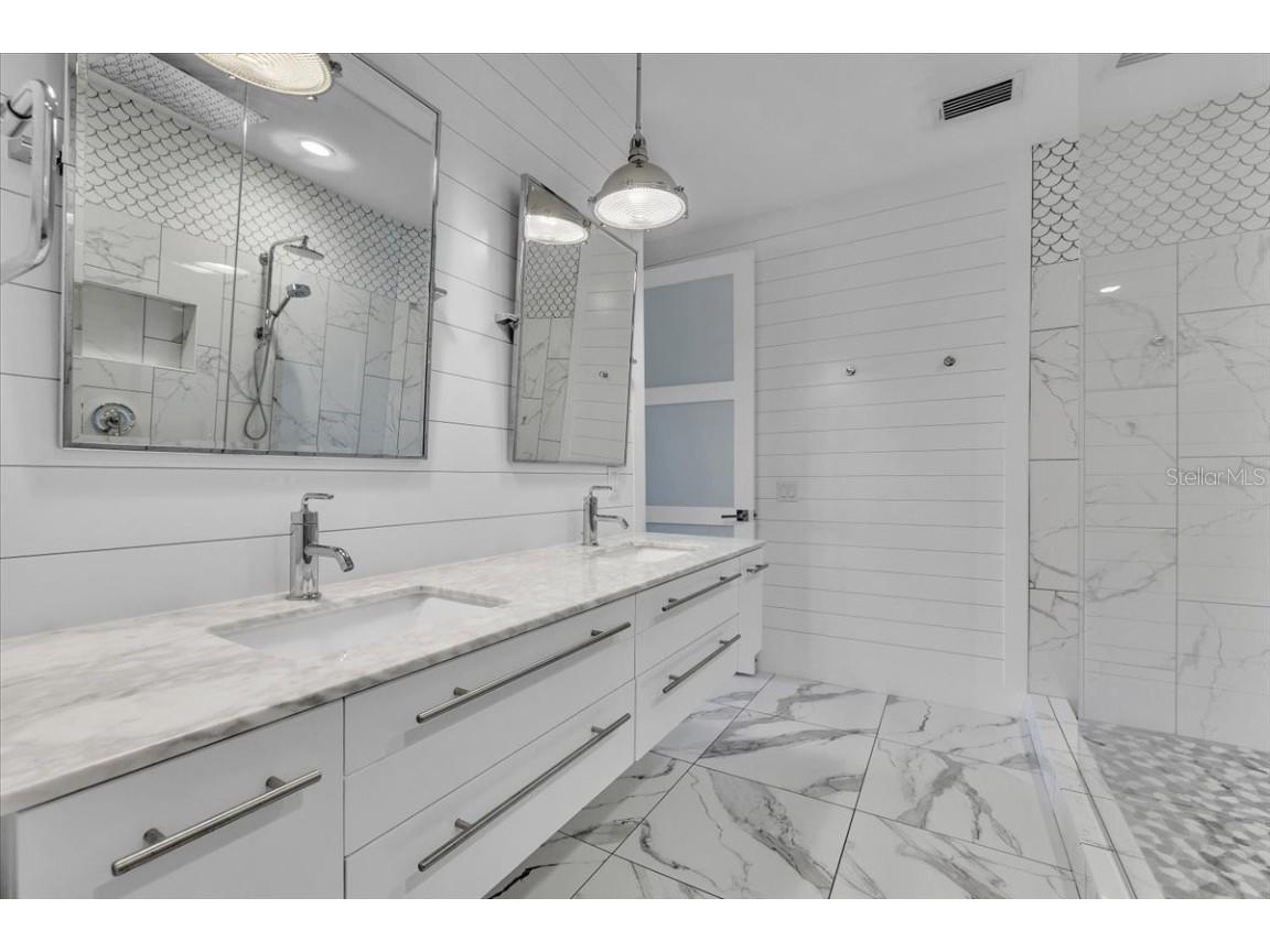 141 Tropicana Drive #1111 Punta Gorda FL 33950 C7517093 image17