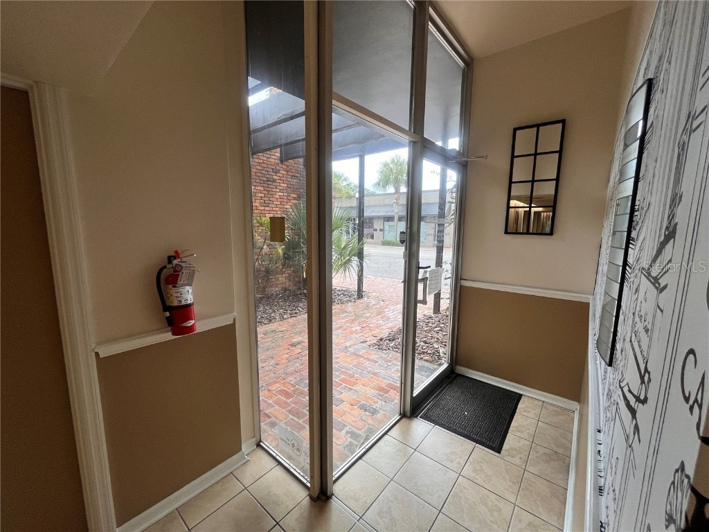 141 W Central Avenue #16 Winter Haven FL 33880 P4929658 image4