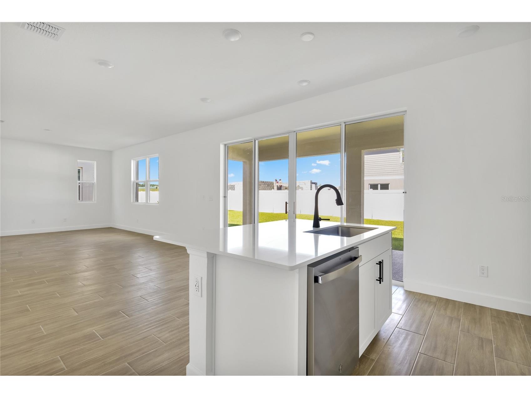 141 Waterstone Loop Tavares FL 32778 S5151828 image9