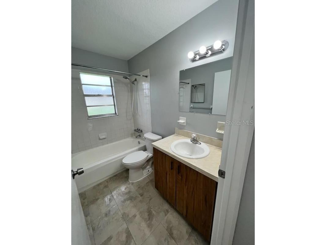 1410 21st Avenue E Bradenton FL 34208 TB8520830 image7