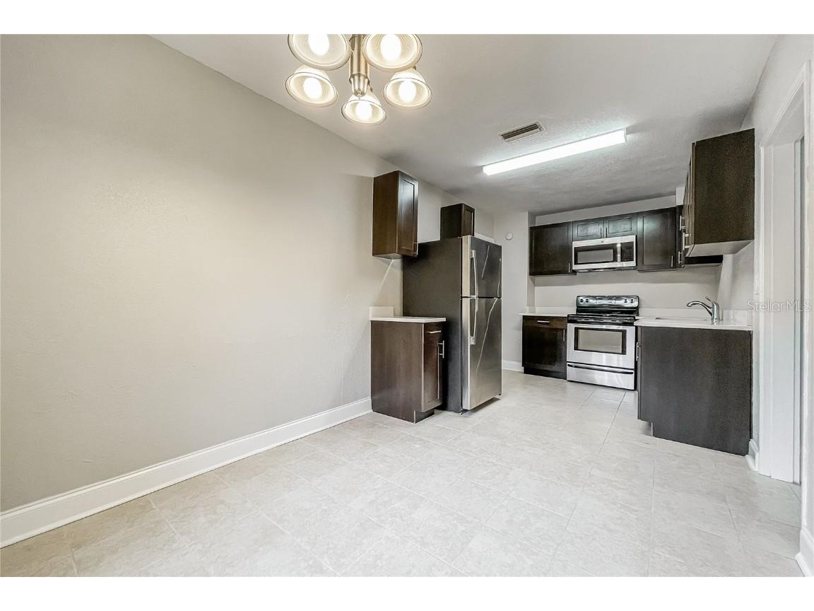 1410 26th Avenue S Saint Petersburg FL 33705 O6365035 image6