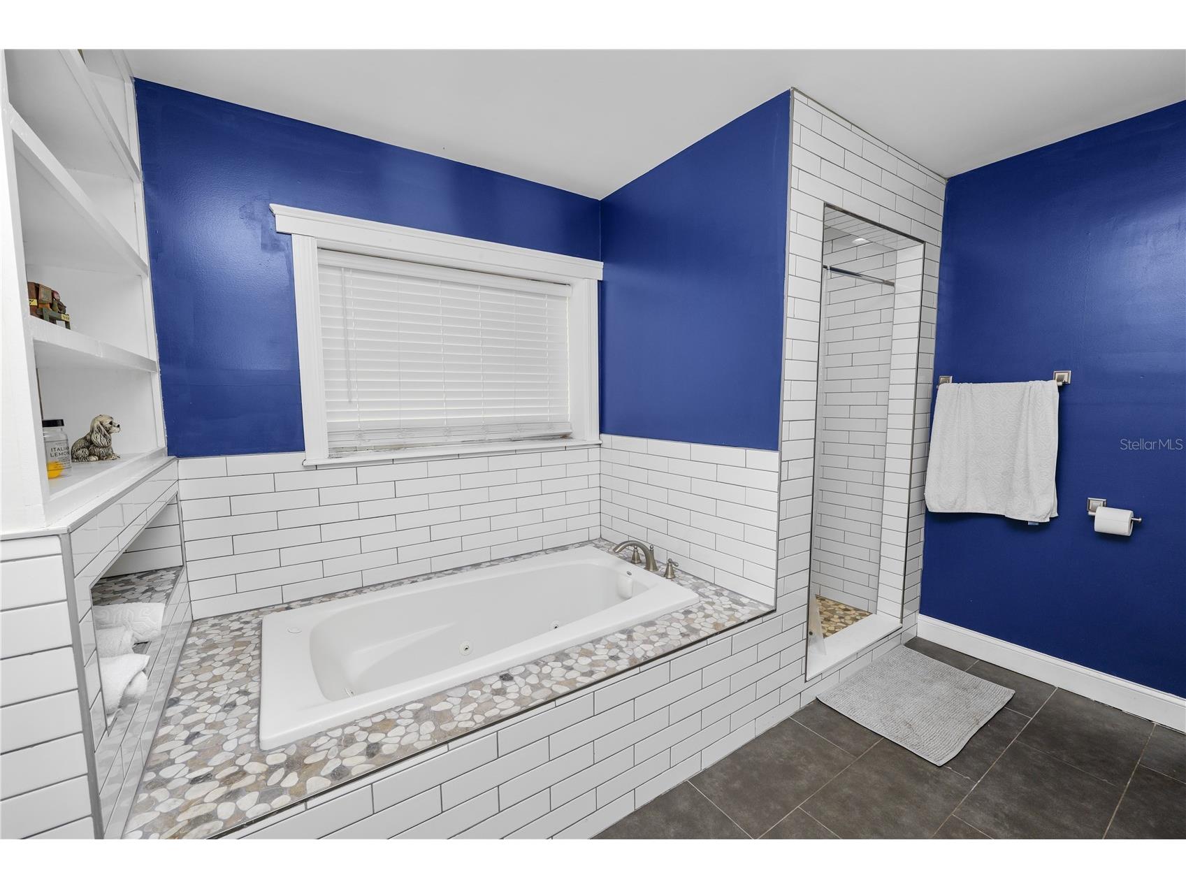 1410 E Edgewood Drive Lakeland FL 33803 TB8492756 image17
