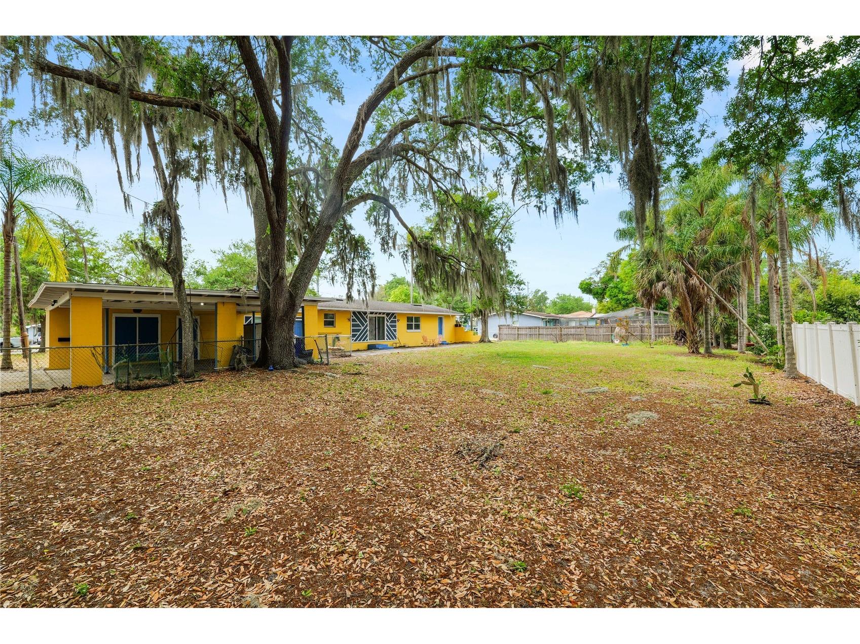 1410 E Edgewood Drive Lakeland FL 33803 TB8492756 image32