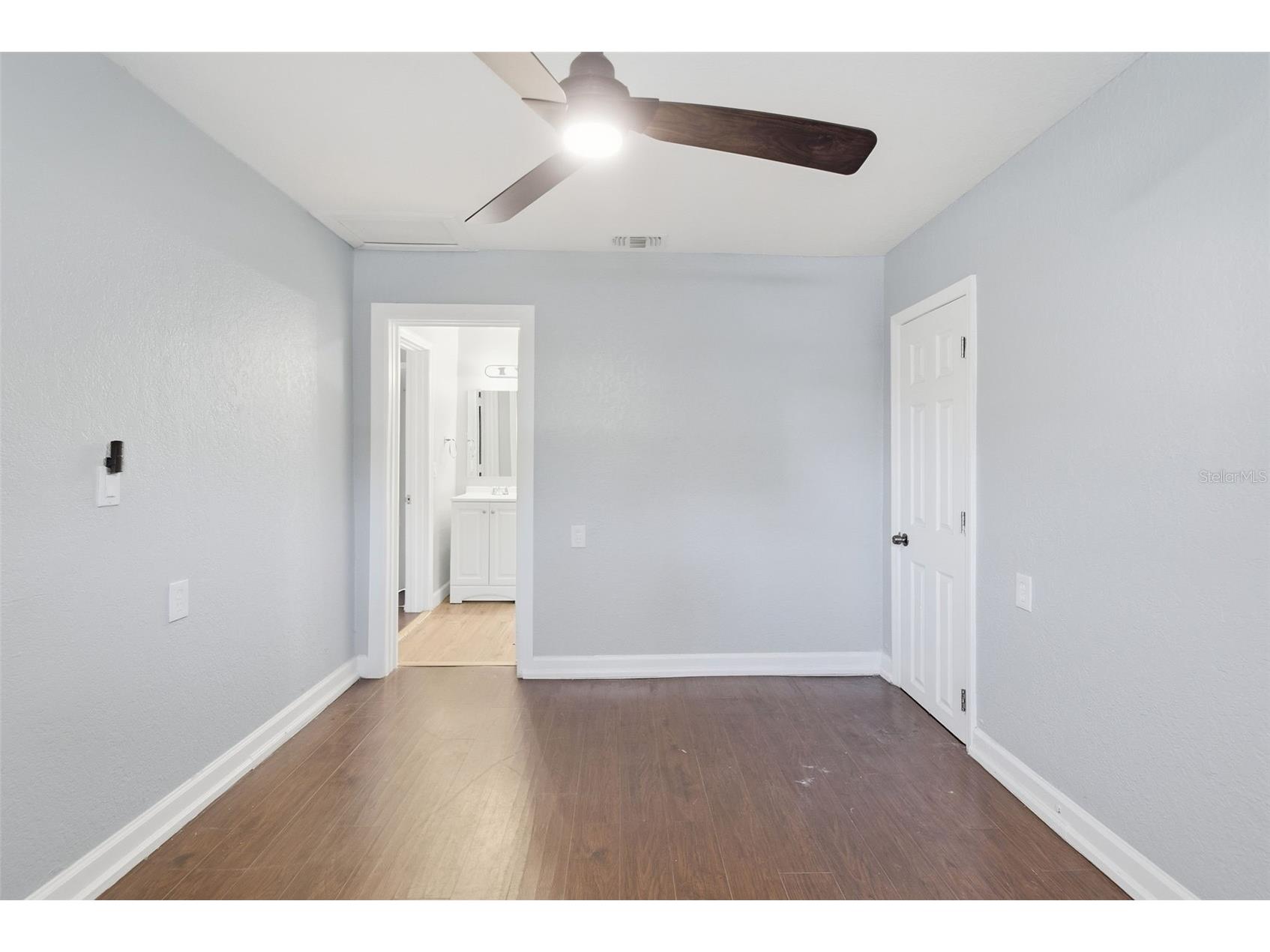 1410 E Waters Avenue Tampa FL 33604 O6396555 image17