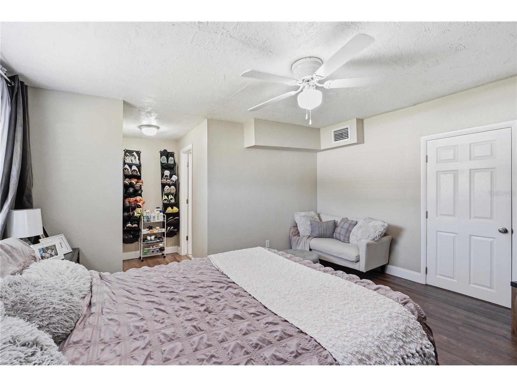 1410 Kozart Court Orlando FL 32811 O6418244 image8