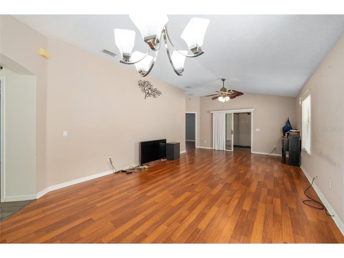 1410 Natalie Lane The Villages FL 32162 OM705098 image10