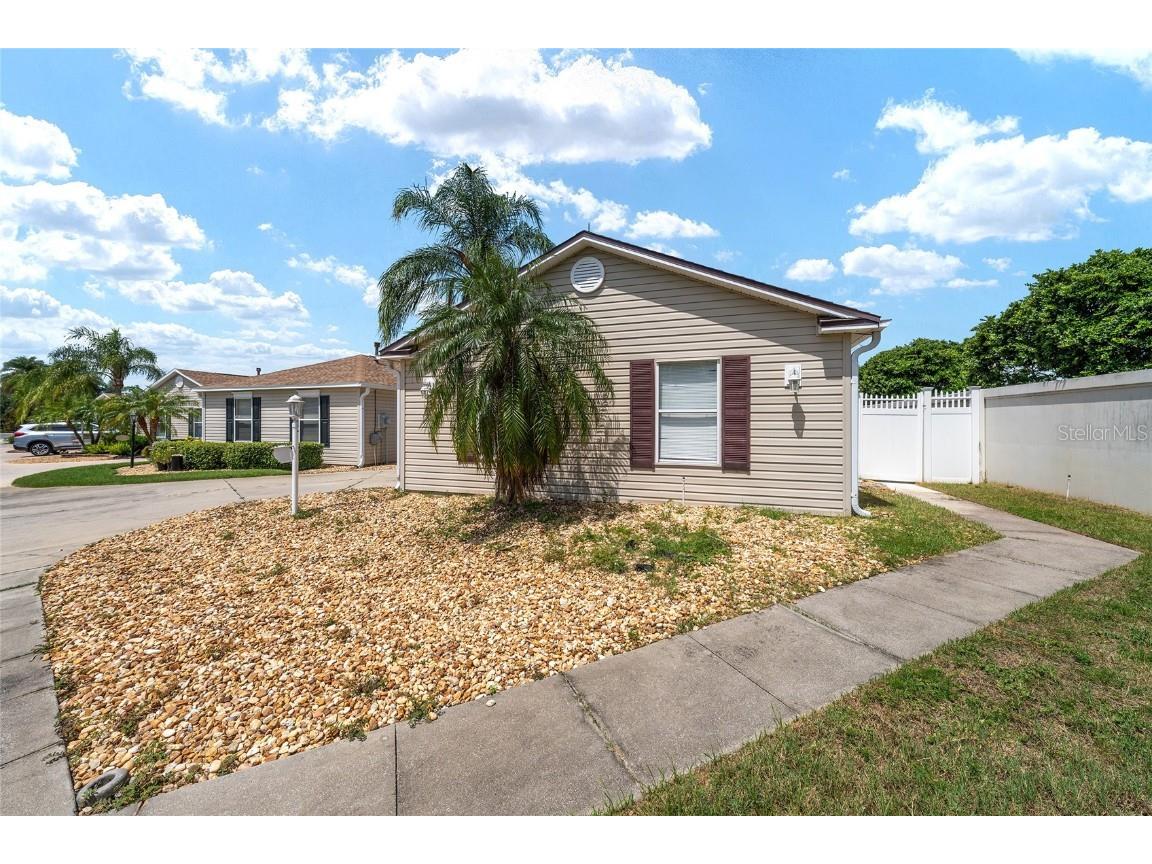 1410 Natalie Lane The Villages FL 32162 OM705098 image3