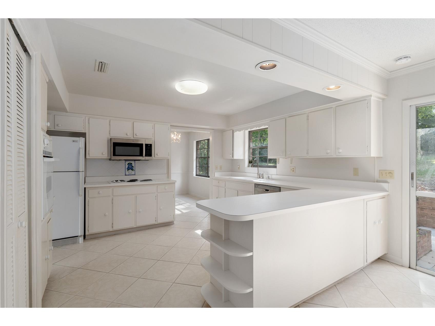1410 NW 28th Street Gainesville FL 32605 GC539428 image12