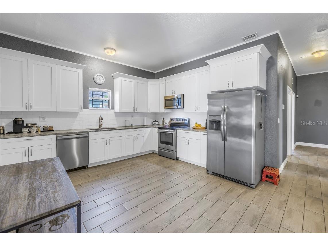 1410 Prescott Street S Saint Petersburg FL 33712 TB8345243 image10