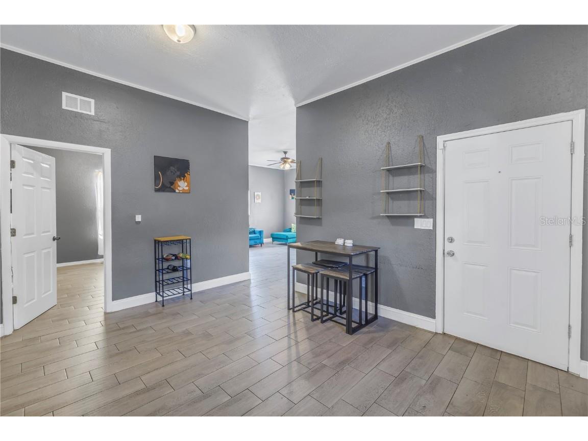 1410 Prescott Street S Saint Petersburg FL 33712 TB8345243 image12