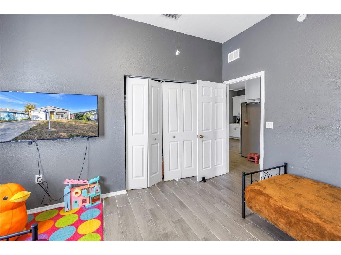 1410 Prescott Street S Saint Petersburg FL 33712 TB8345243 image22