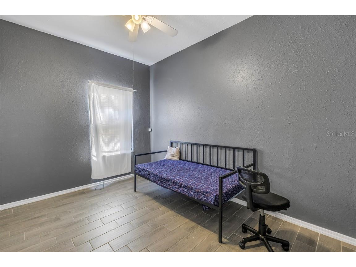 1410 Prescott Street S Saint Petersburg FL 33712 TB8345243 image25