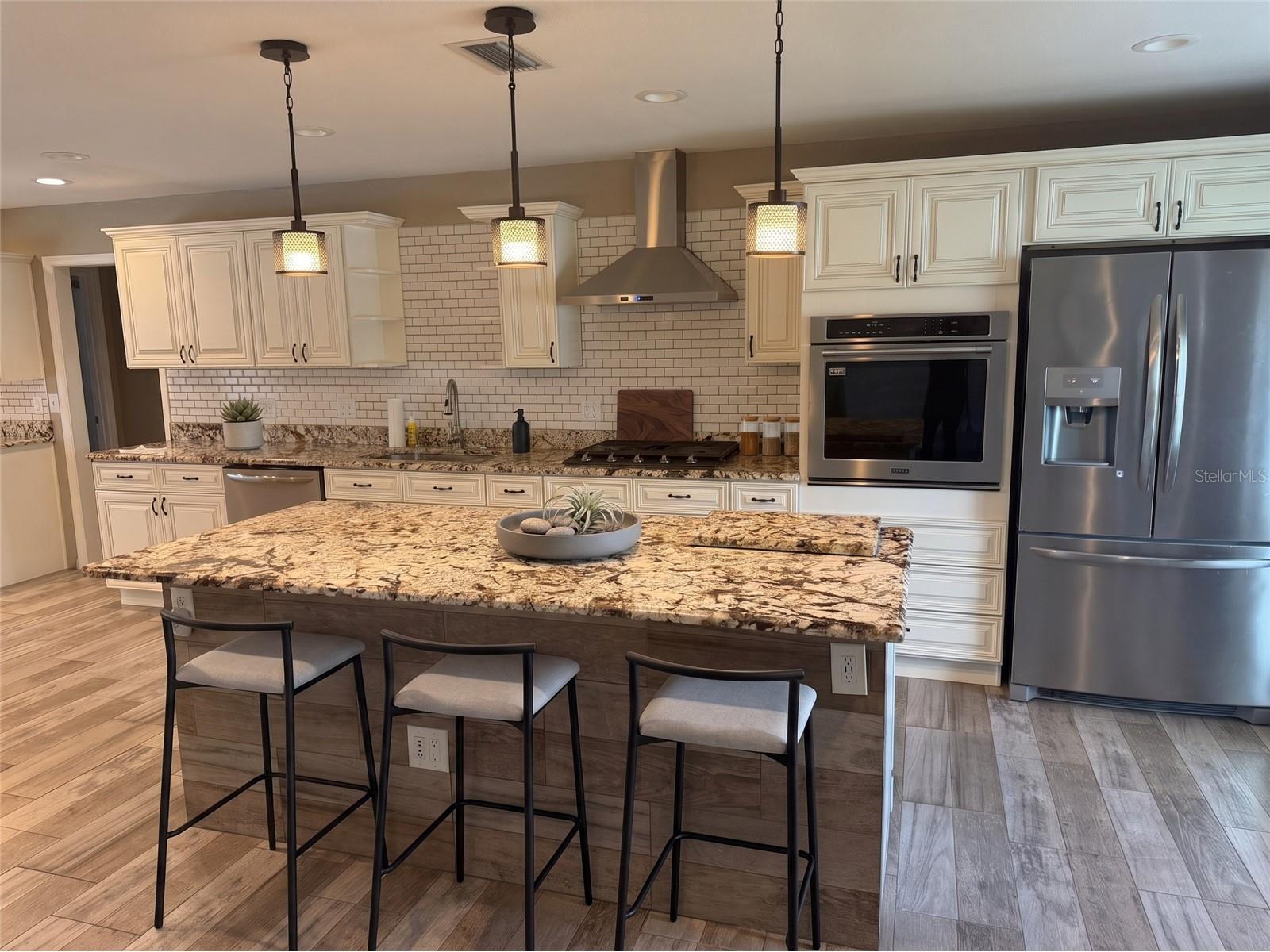 1410 Saxon Boulevard Deltona FL 32725 V4948775 image8