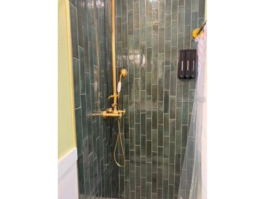 1410 W Humphrey Street Tampa FL 33604 TB8497254 image13