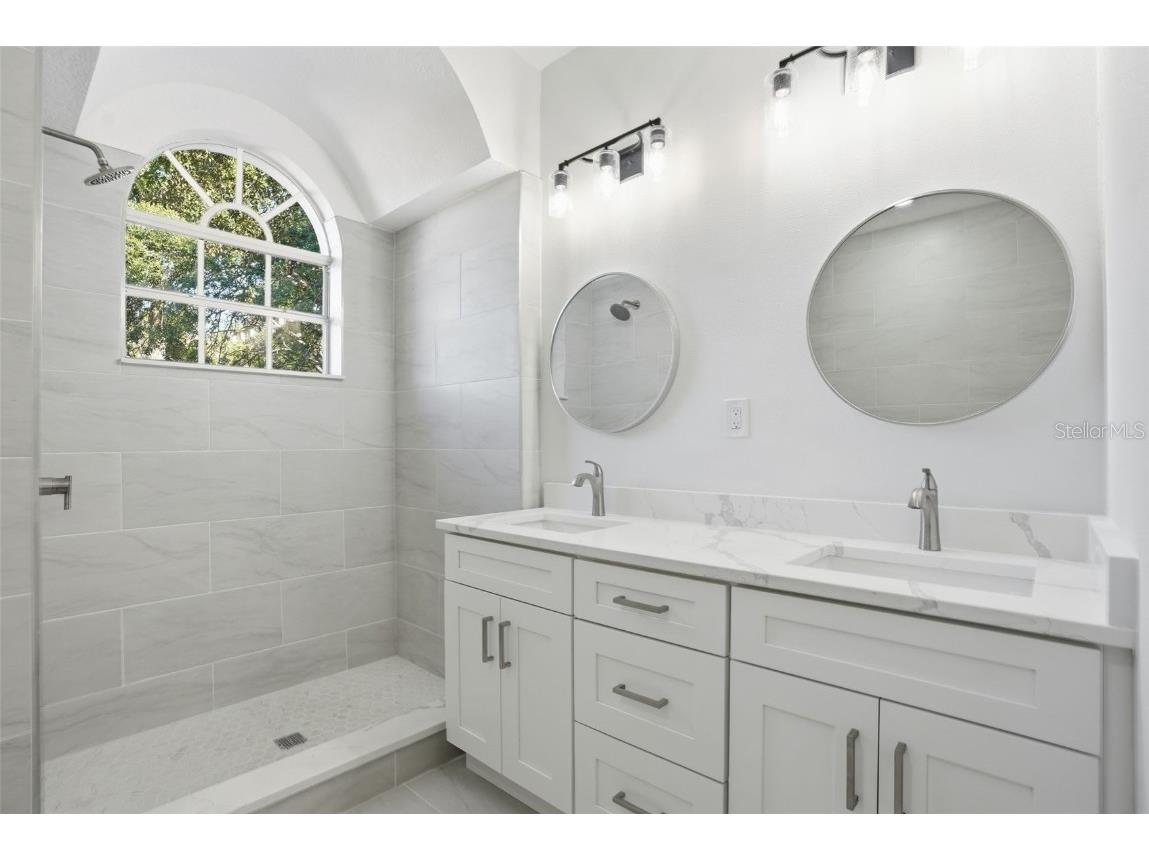 14100 Olympic Village Lane Brooksville FL 34614 W7880497 image8