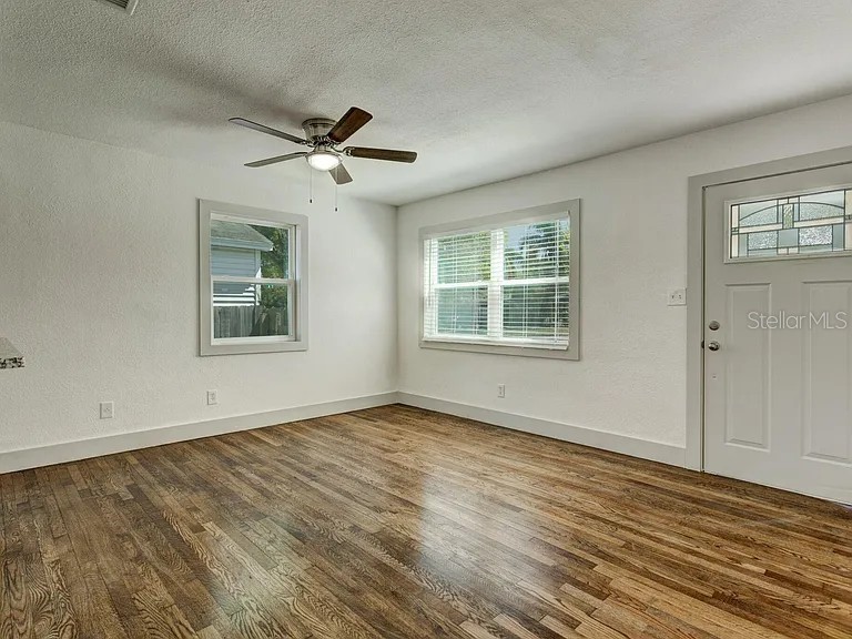 1411 34th Avenue N Saint Petersburg FL 33704 TB8508171 image4