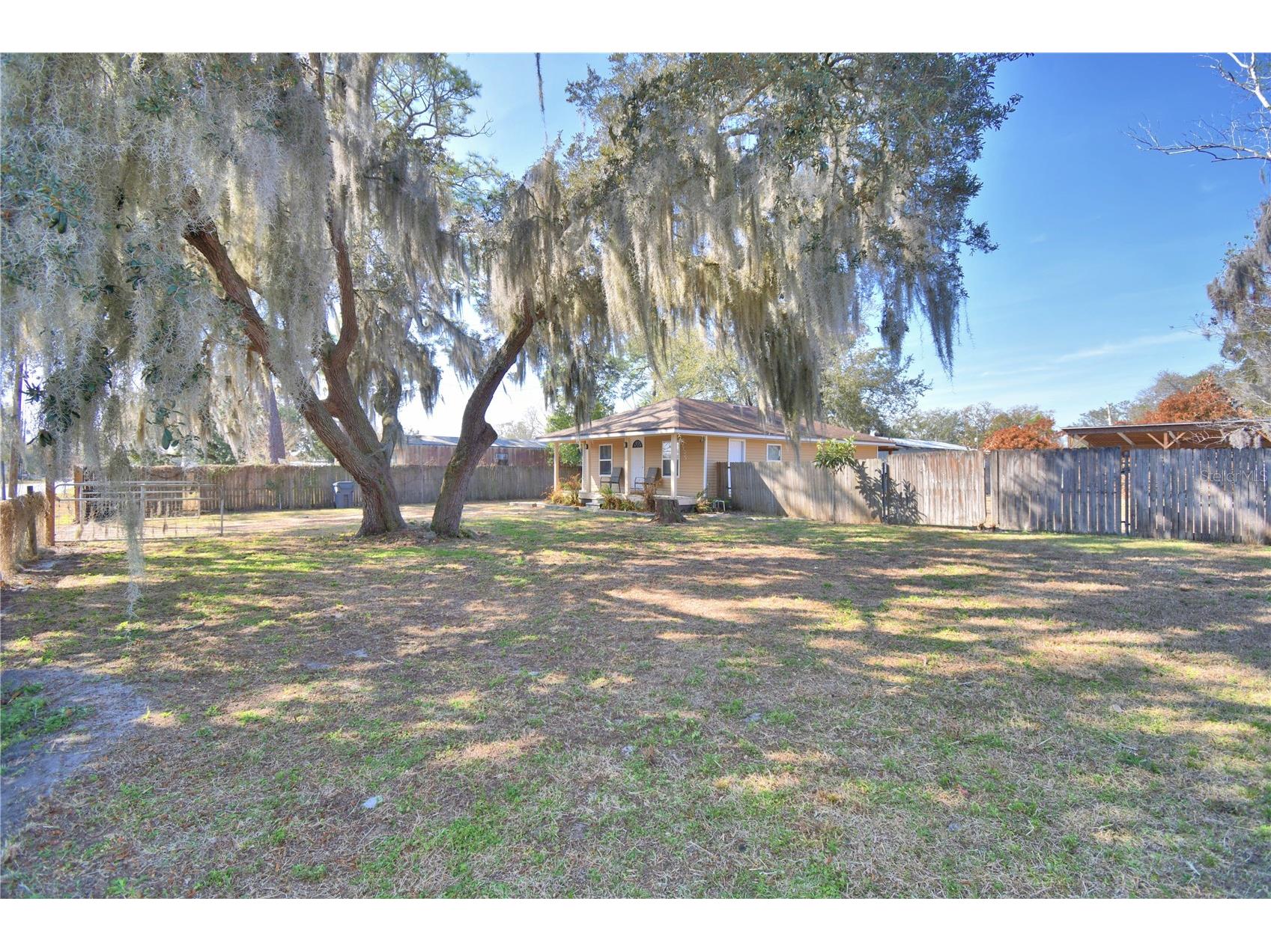 1411 36th Street NW Winter Haven FL 33881 P4937907 image1