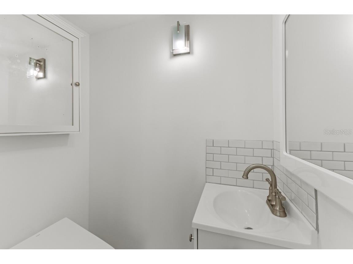 1411 4th Street W Palmetto FL 34221 A4661811 image35