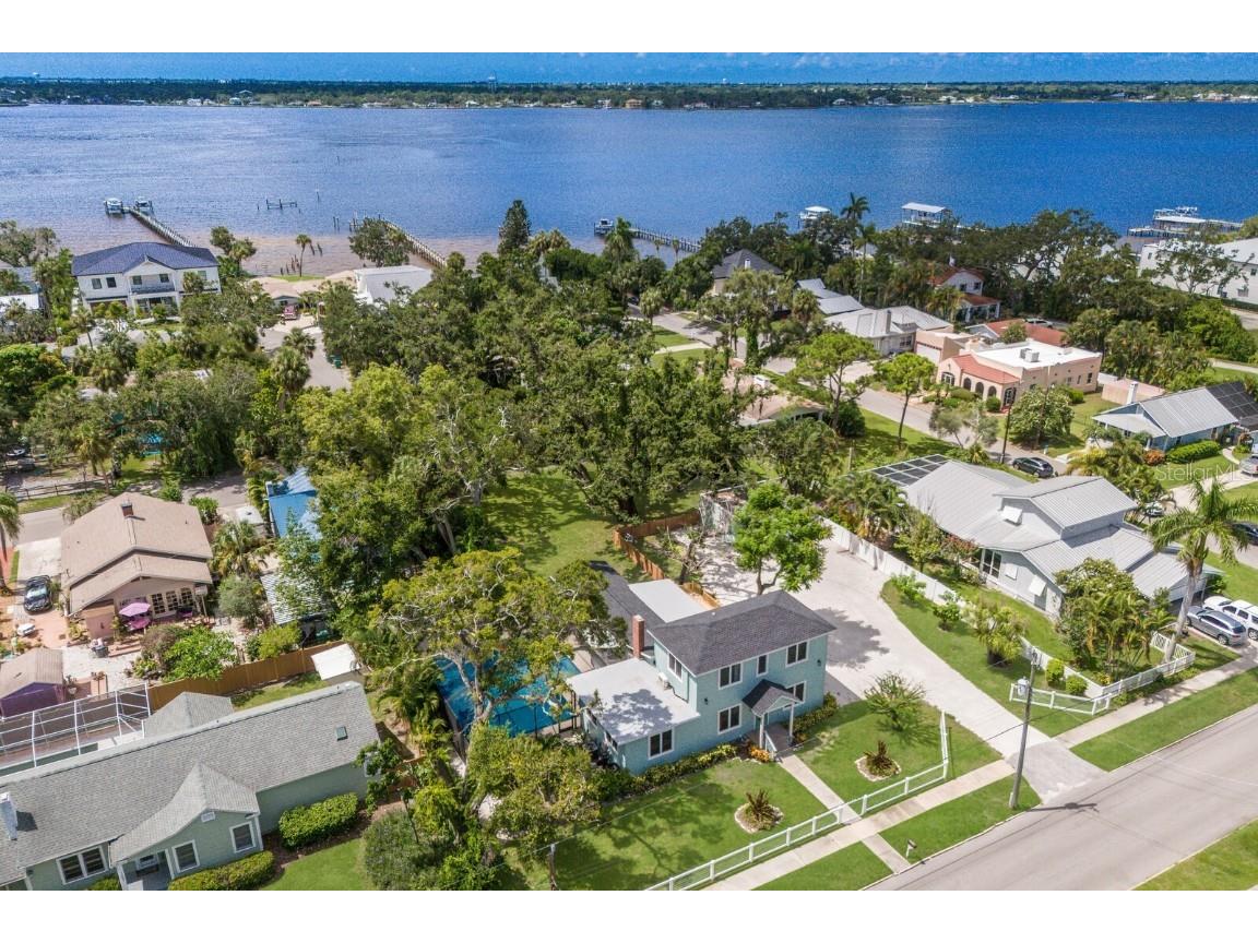 1411 4th Street W Palmetto FL 34221 A4661811 image52