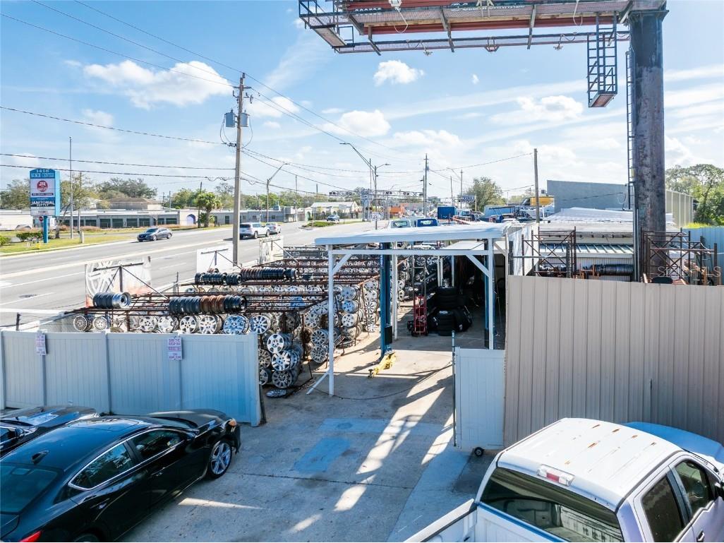 1411 E Busch Boulevard Tampa FL 33612 TB8360362 image3