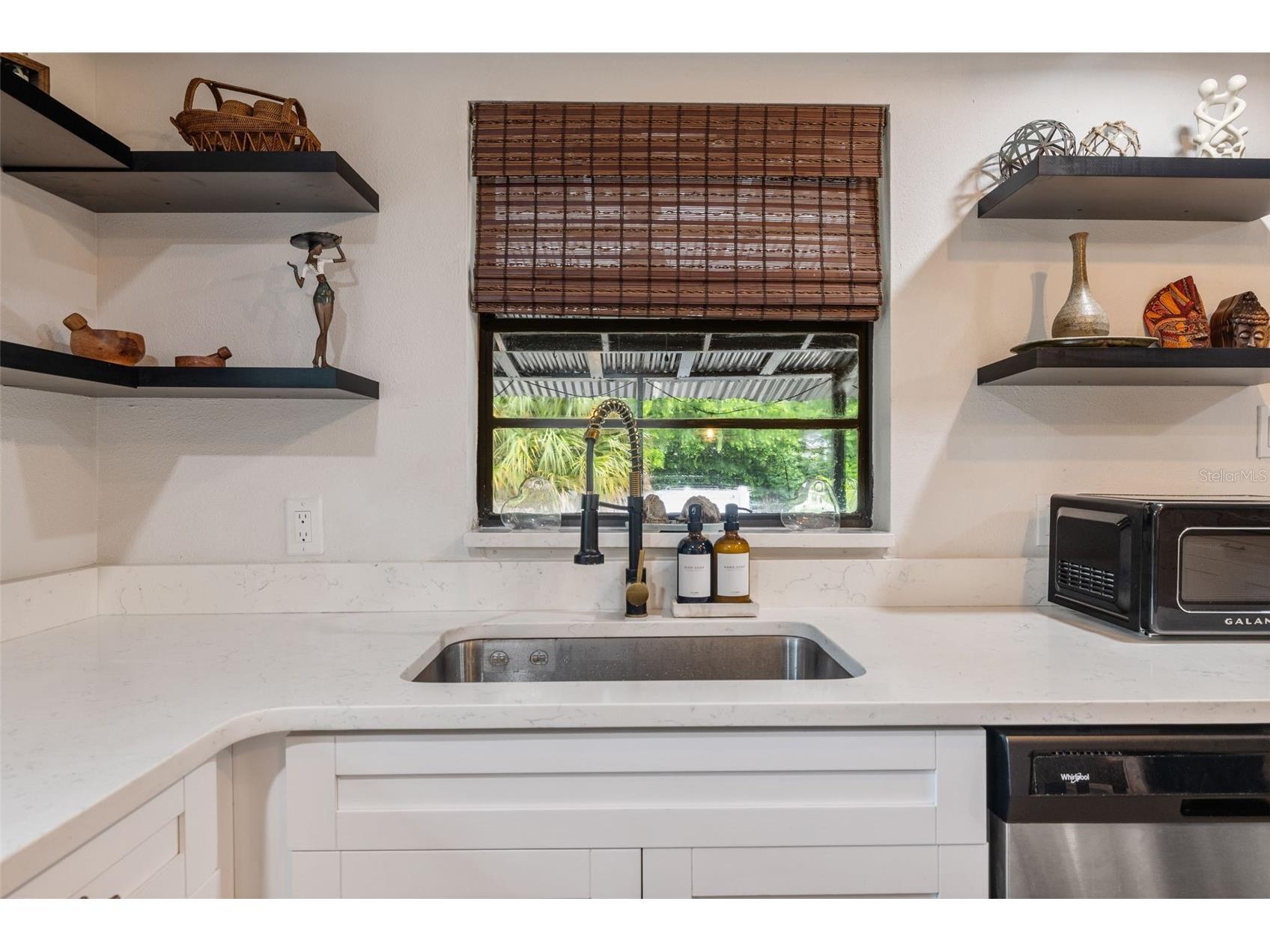 1411 E Henry Avenue Tampa FL 33604 TB8504595 image12