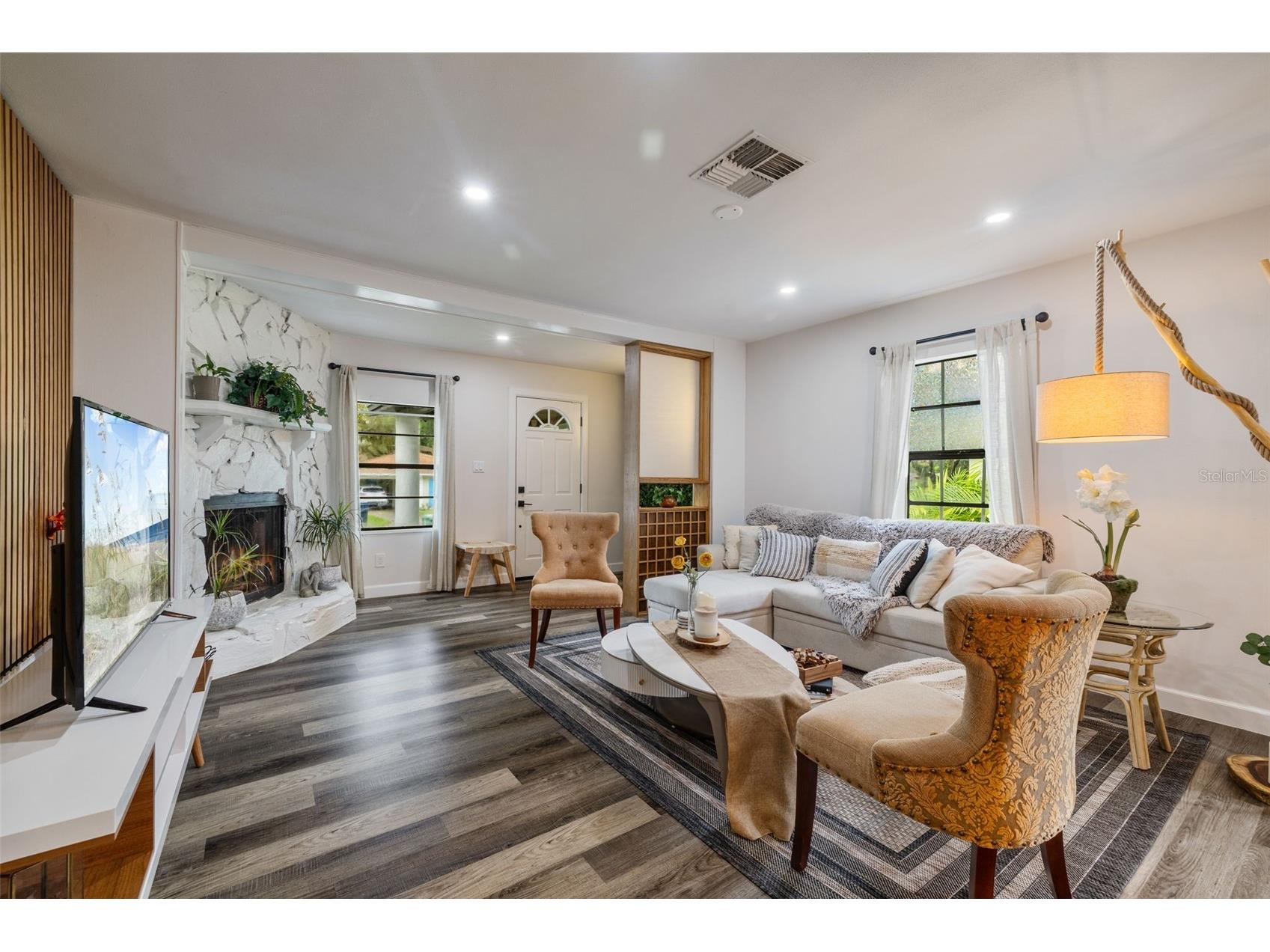 1411 E Henry Avenue Tampa FL 33604 TB8504595 image4