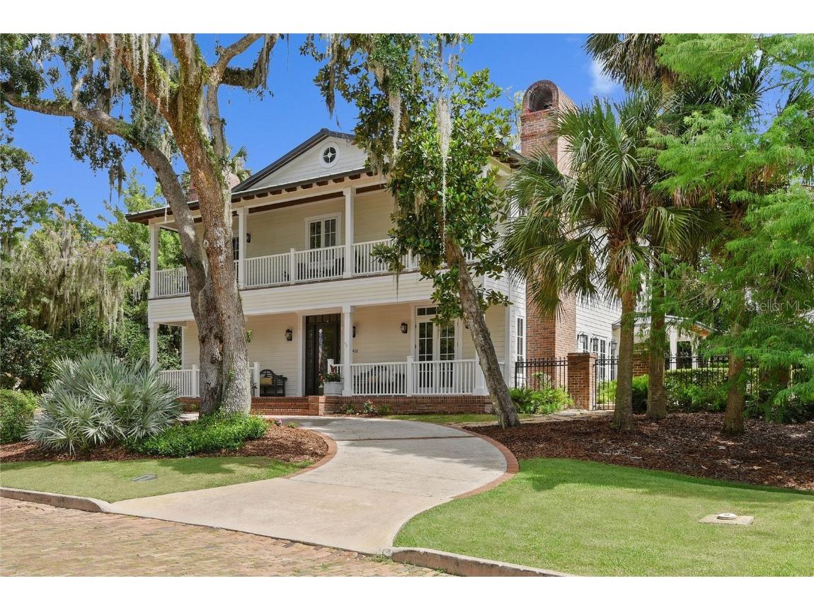 1411 Elizabeth Drive Winter Park FL 32789 - LAKE OSCEOLA O6115933 image1