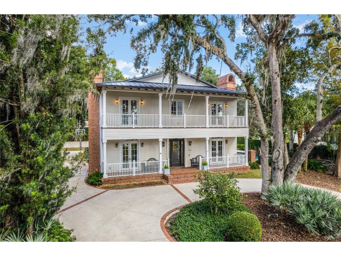 1411 Elizabeth Drive Winter Park FL 32789 - LAKE OSCEOLA O6162394 image1