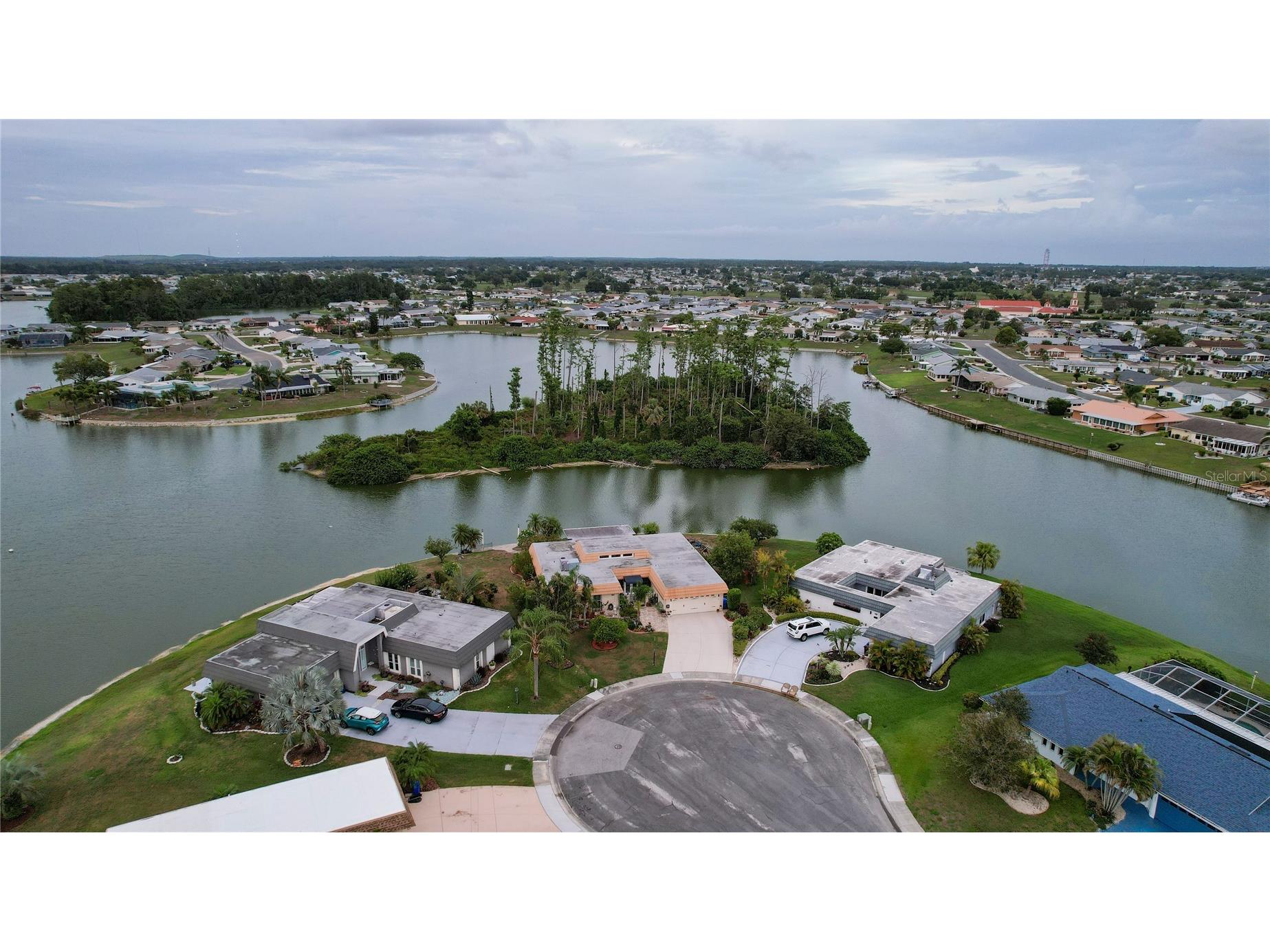 1411 Jacobson Circle Sun City Center FL 33573 - Middle lake TB8514153 image58