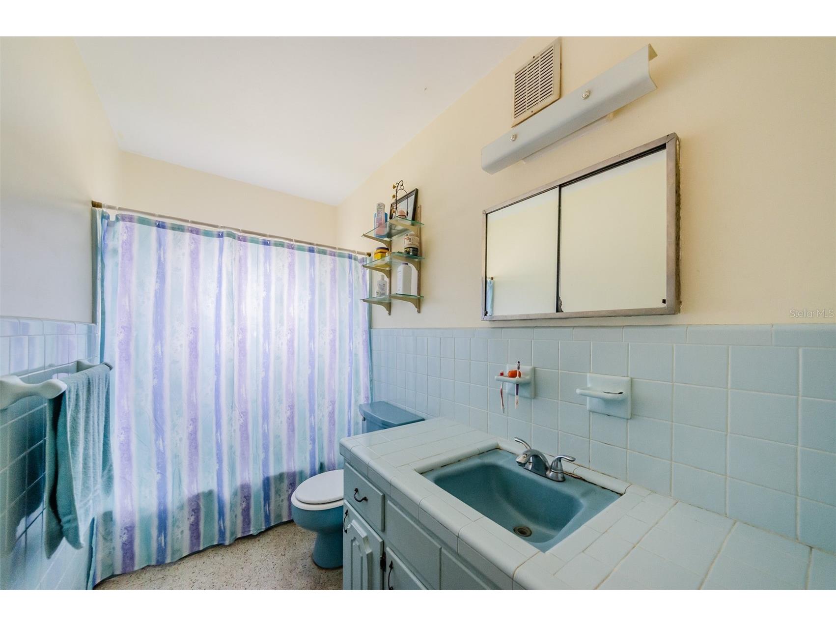1411 Kennywood Drive #A & B Largo FL 33770 TB8497359 image10