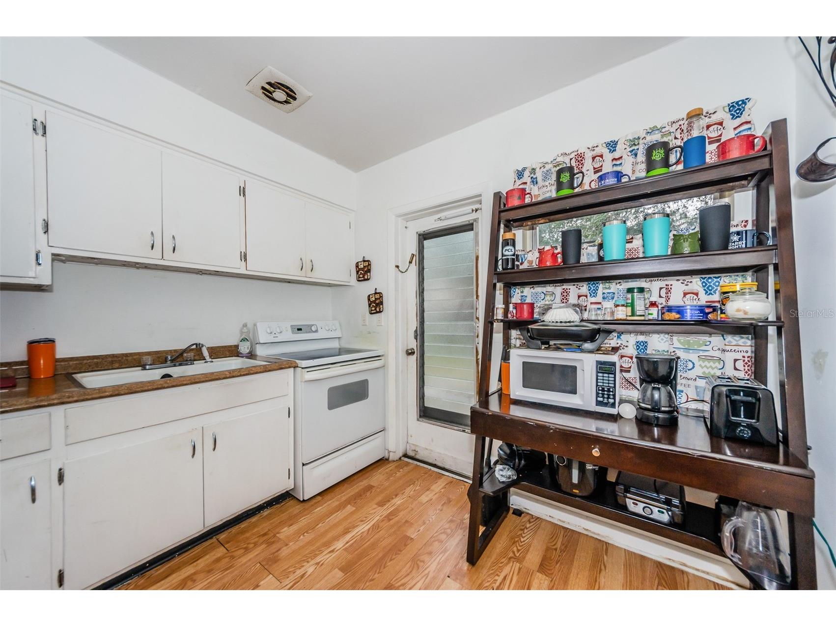 1411 Kennywood Drive #A & B Largo FL 33770 TB8497359 image5