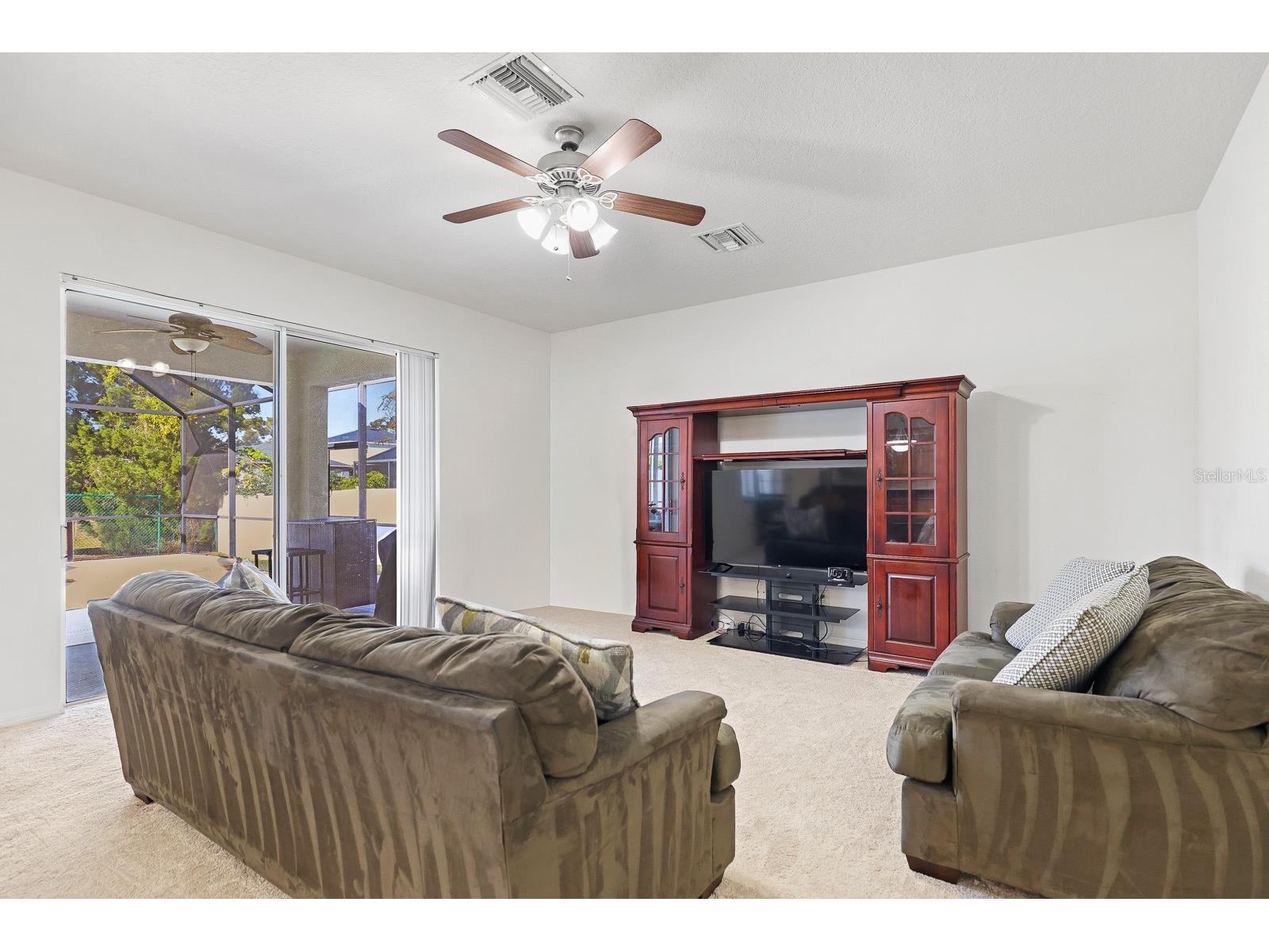 1411 Main Street Valrico FL 33594 TB8454257 image10