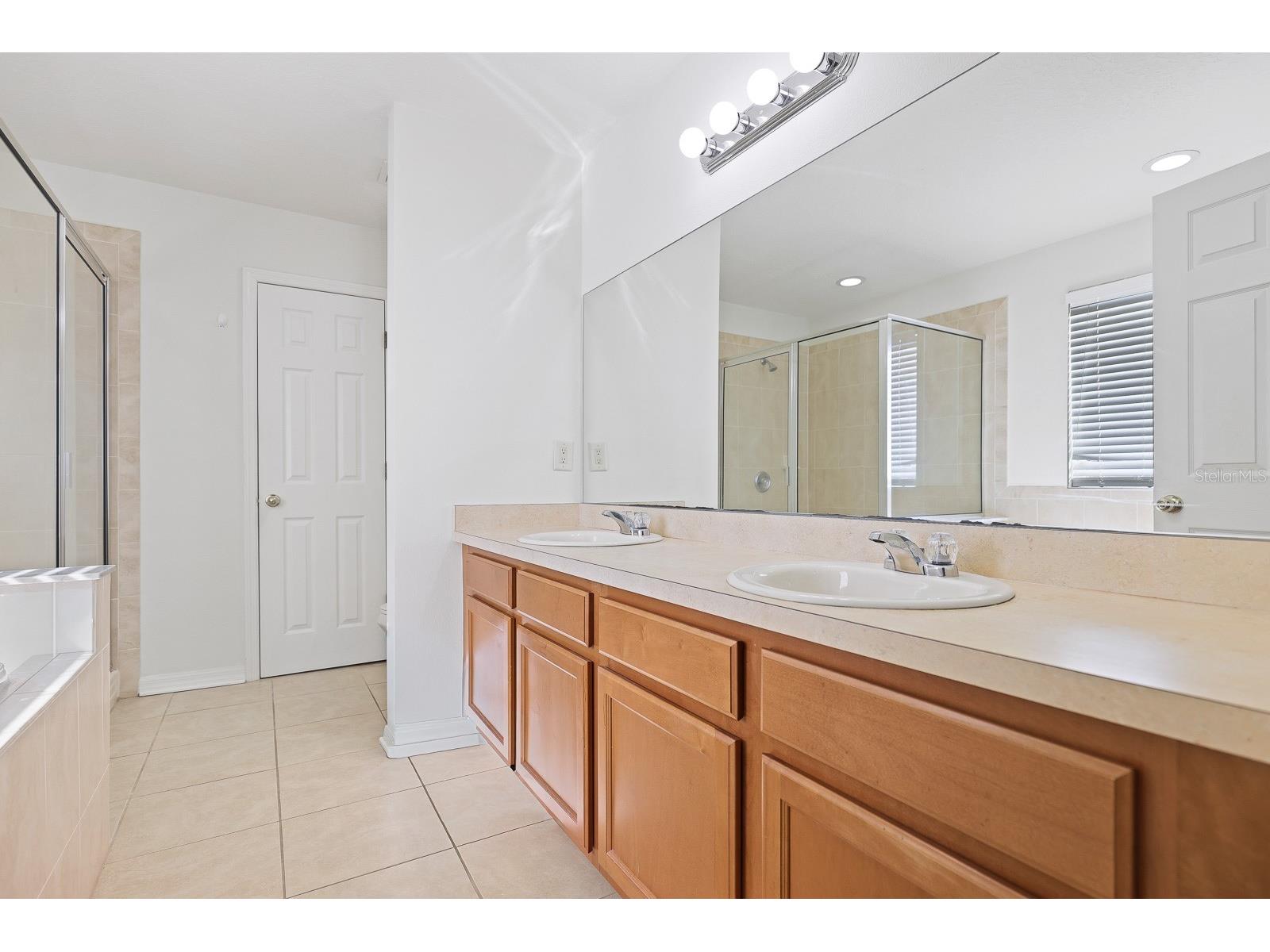 1411 Main Street Valrico FL 33594 TB8454257 image22