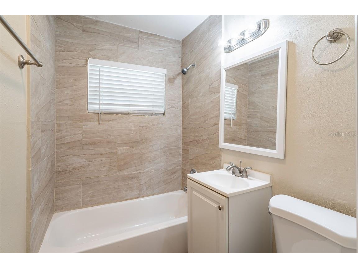 1411 N Powers Drive Orlando FL 32818 O6354503 image16