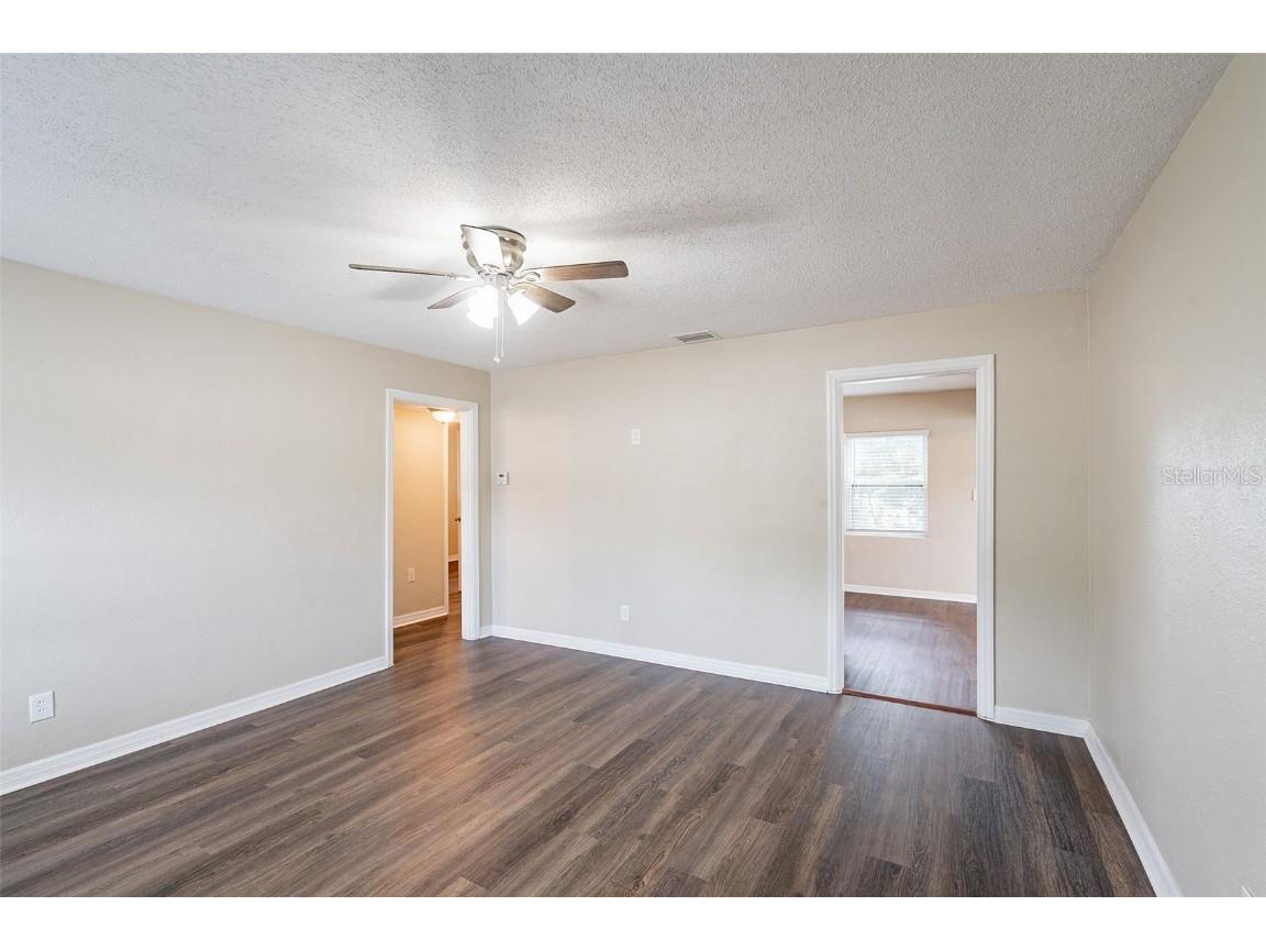 1411 N Powers Drive Orlando FL 32818 O6354503 image4