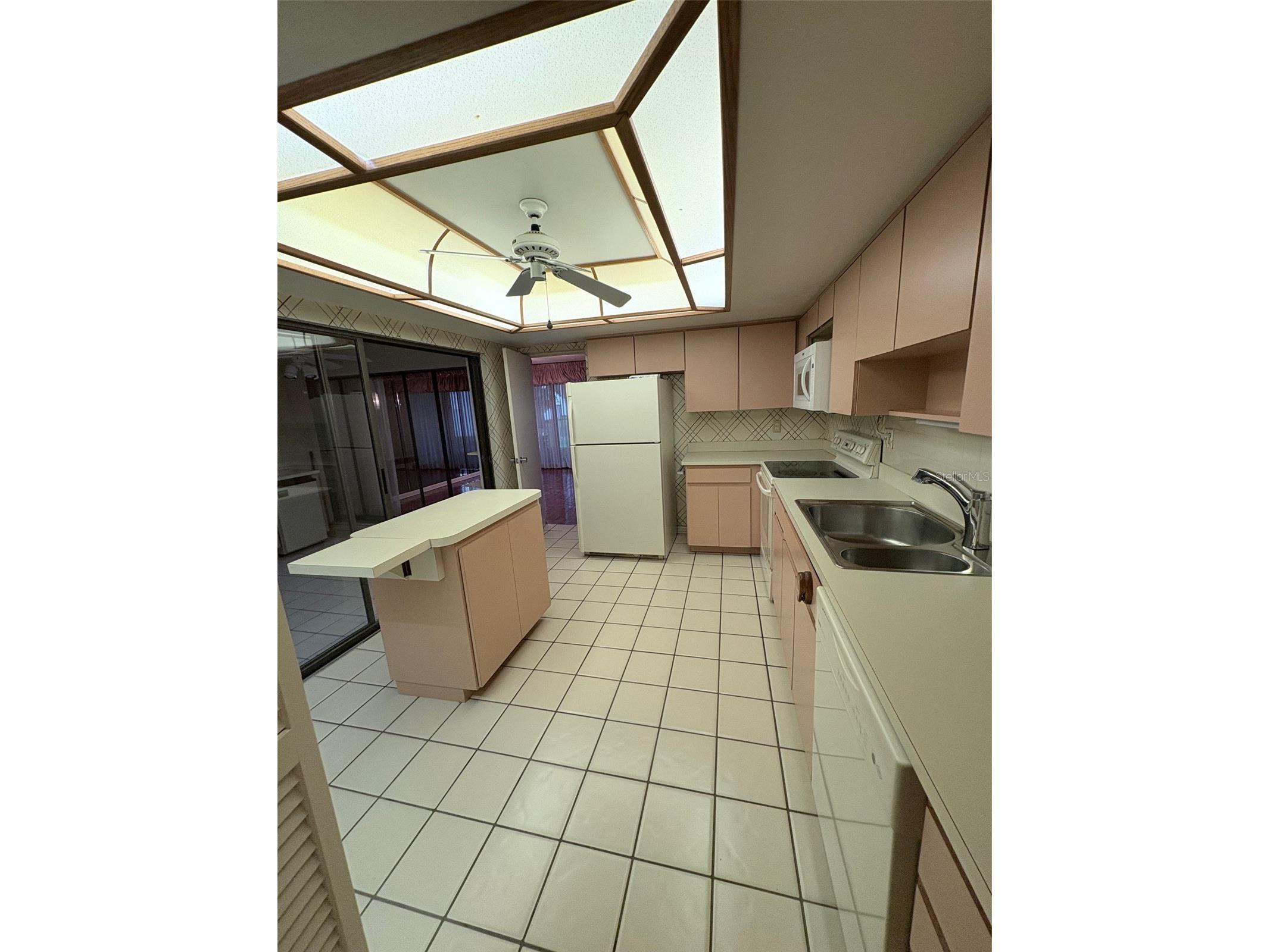 14111 Cypress Circle Tampa FL 33618 A4688854 image1
