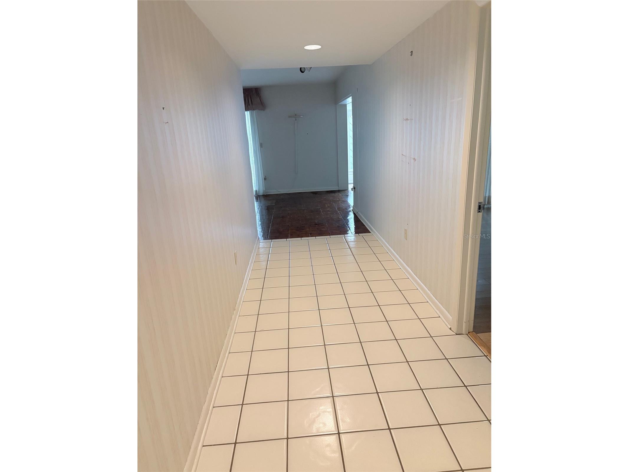 14111 Cypress Circle Tampa FL 33618 A4688854 image2