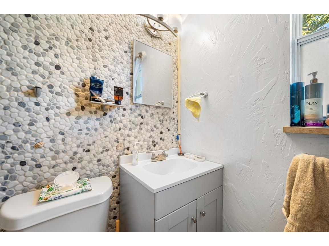 14111 W Parsley Drive Madeira Beach FL 33708 TB8422877 image98