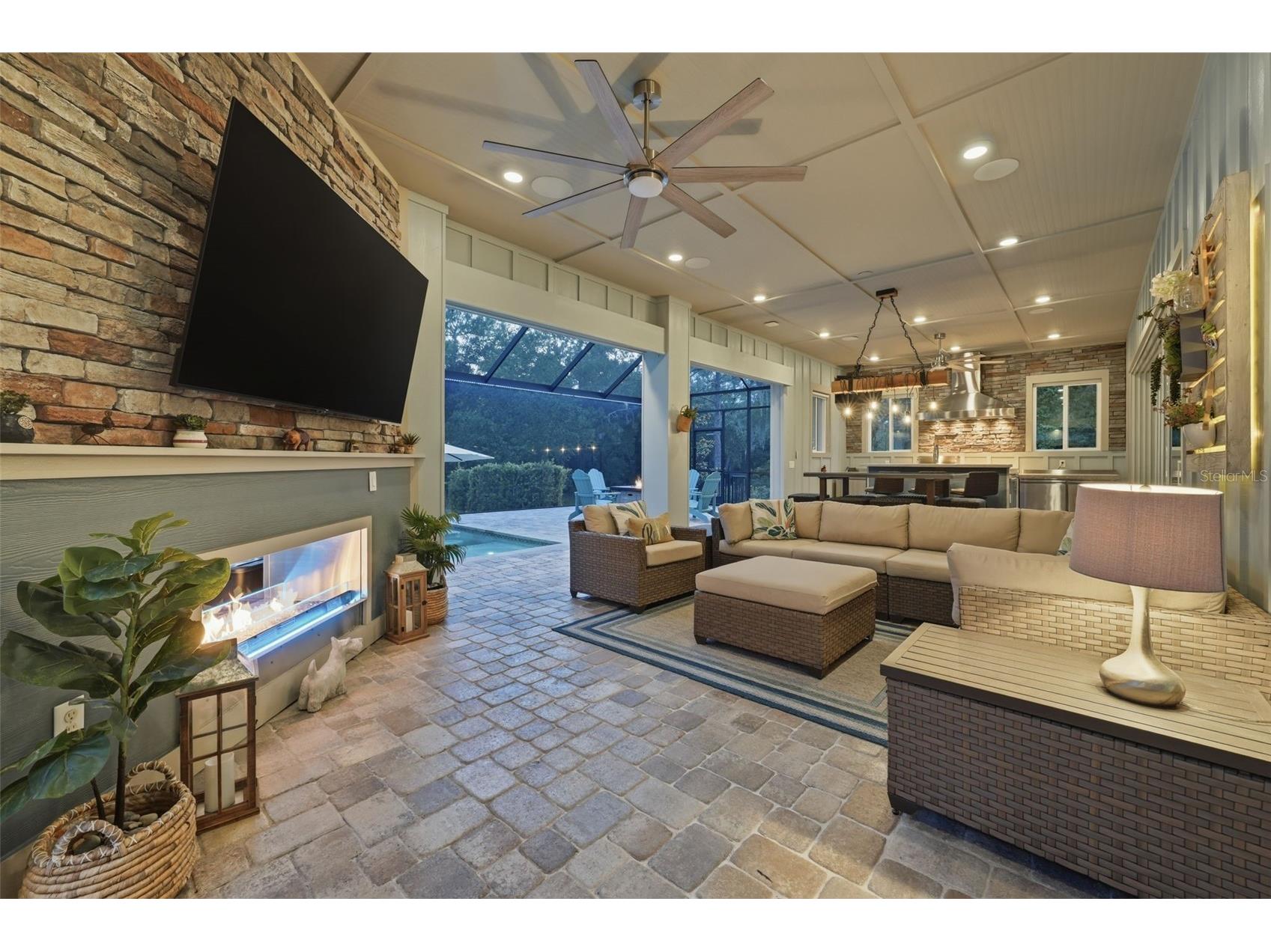 14112 Oakwood Cove Lane Orlando FL 32832 O6407011 image35