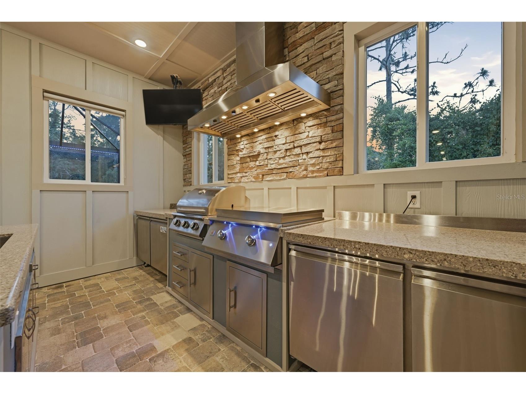 14112 Oakwood Cove Lane Orlando FL 32832 O6407011 image45