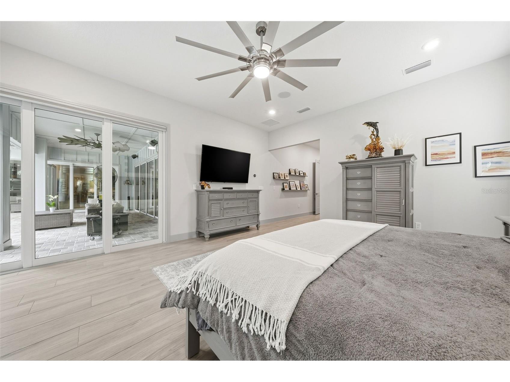 14112 Oakwood Cove Lane Orlando FL 32832 O6407011 image55