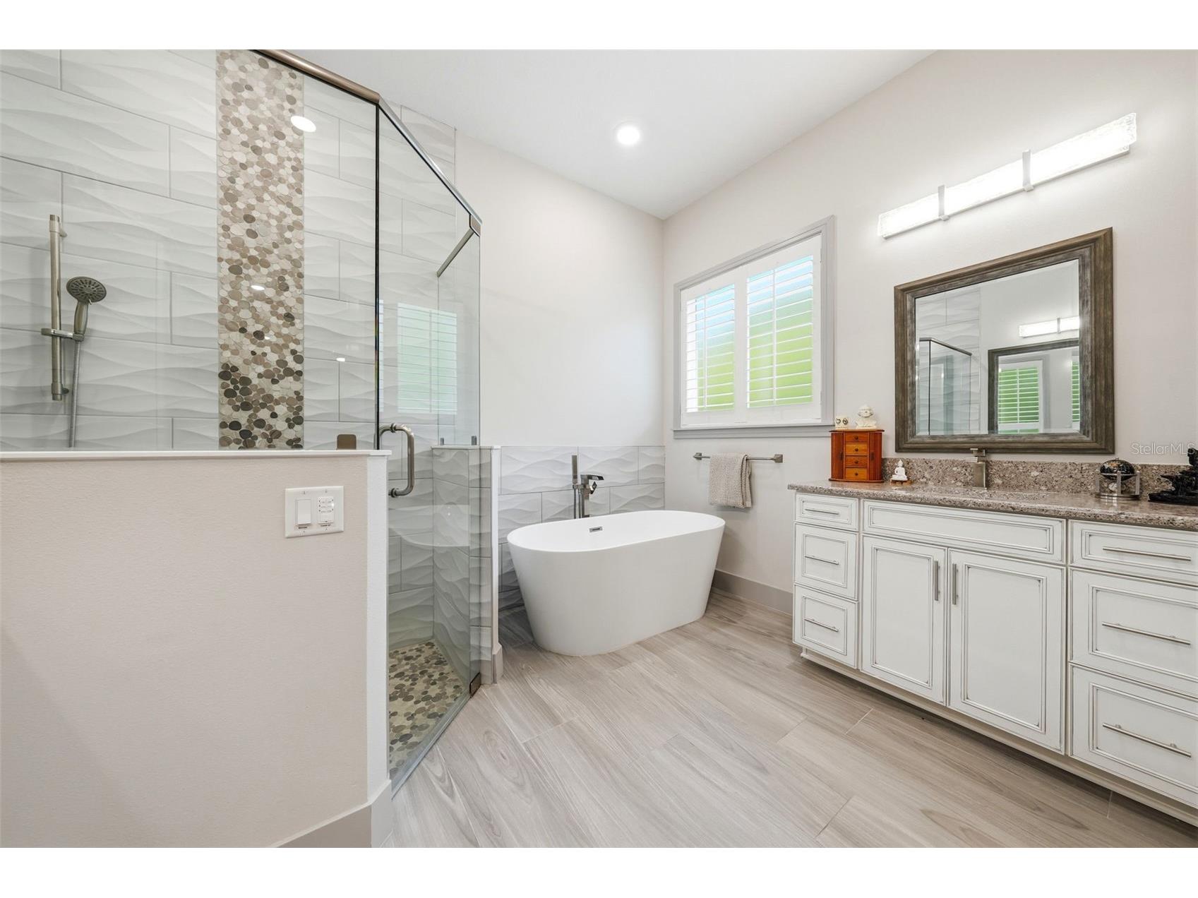 14112 Oakwood Cove Lane Orlando FL 32832 O6407011 image66